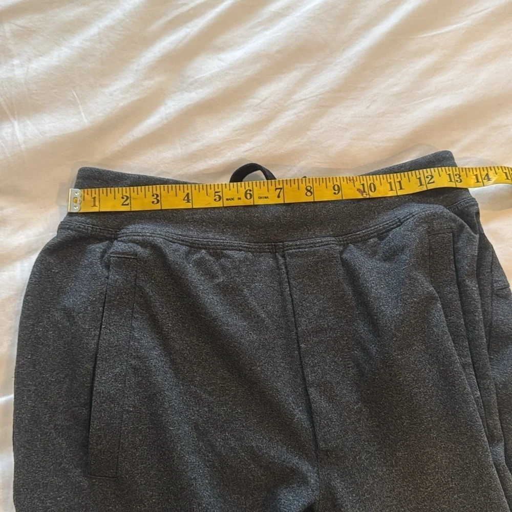 lululemon athletica has front